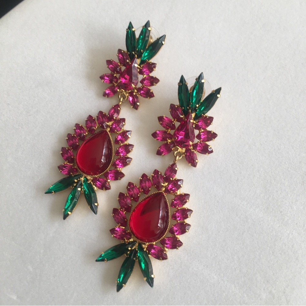 NWOT Rhinestone Earrings - Picture 3 of 6